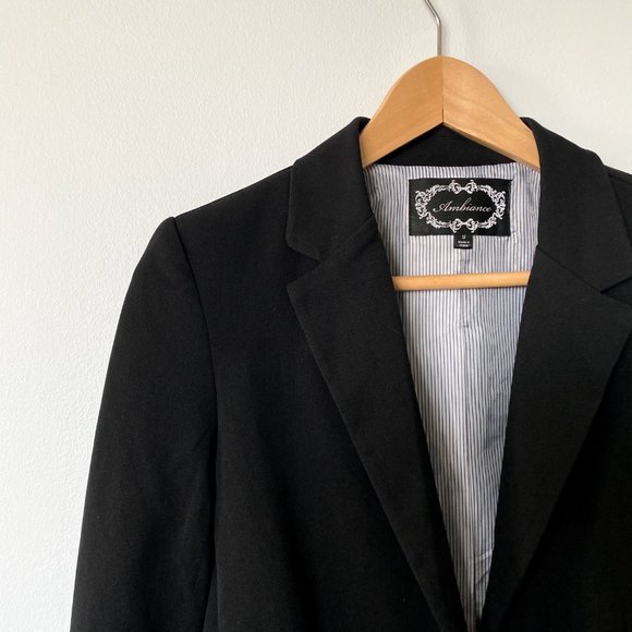 Classic Size Small Black Blazer/Suit Jacket by Ambiance - Picture 6 of 8